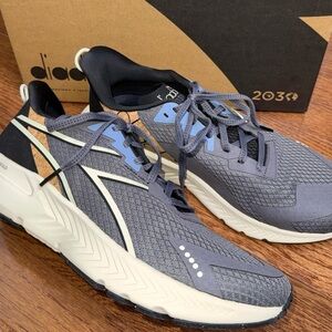 DIADORA MEN’S MYTHOS BLUSHIELD VOLO 4 2030 ATHLETIC SHOES SNEAKERS RUNNING